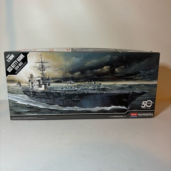 Academy CV-63 USS Kitty Hawk Aircraft Carrier 1/800 Scale Hobby Model Kit NEW - Picture 1 of 10